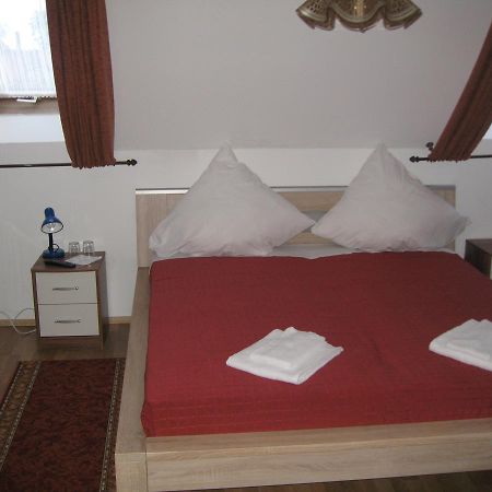 Syrtaki bei Nikos Hotel Schopfloch Ruang foto