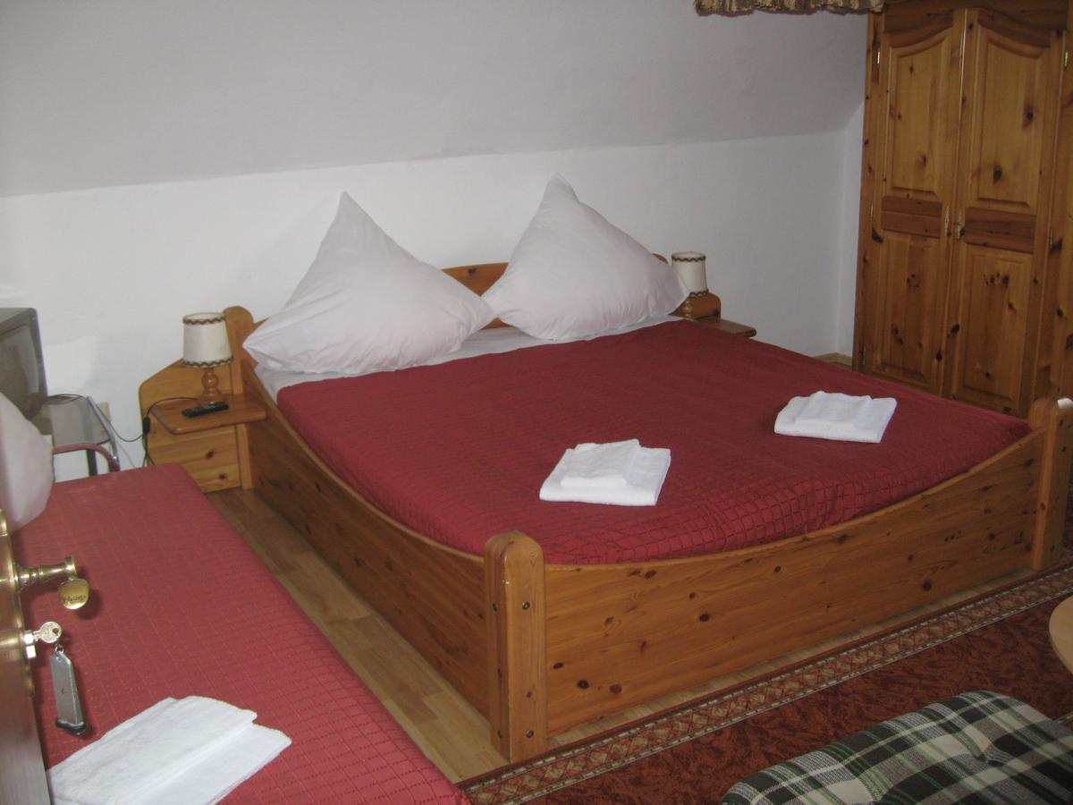 Syrtaki bei Nikos Hotel Schopfloch Bagian luar foto